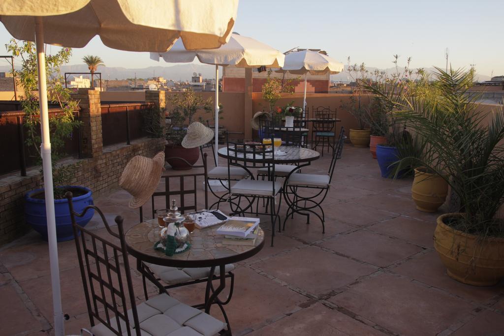 Riad Azenzer Marrakesh Exteriör bild